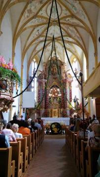 Maša v cerkvi Marije Snežne na Svetini